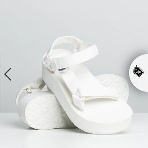Platform white Tevas